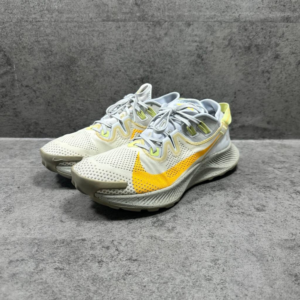 012-Nike