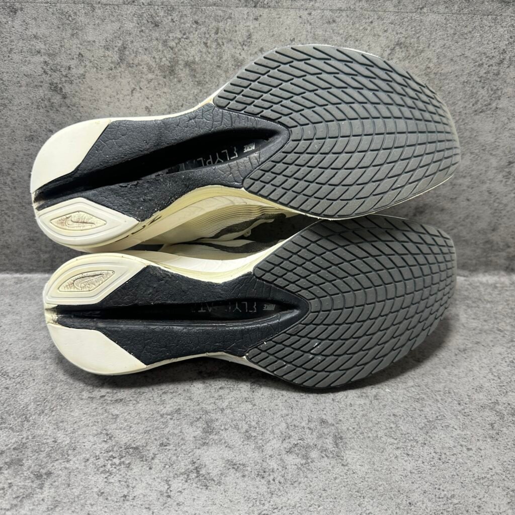 010-Nike