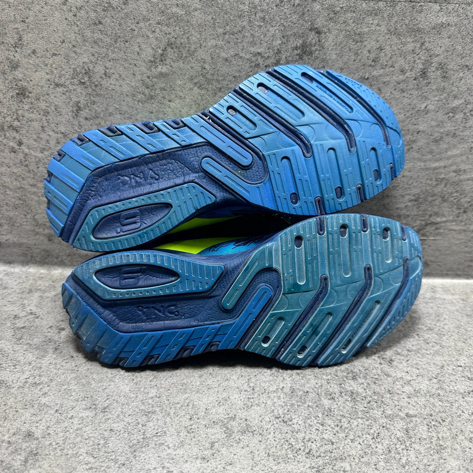 002-Brooks: imagen 6