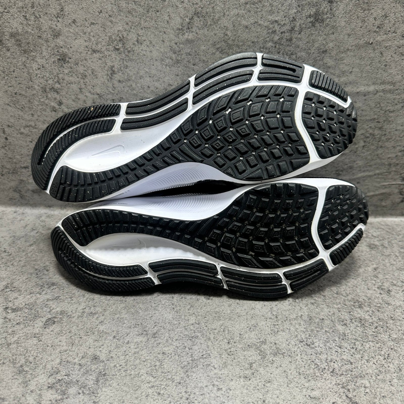 007-Nike: imagen 6