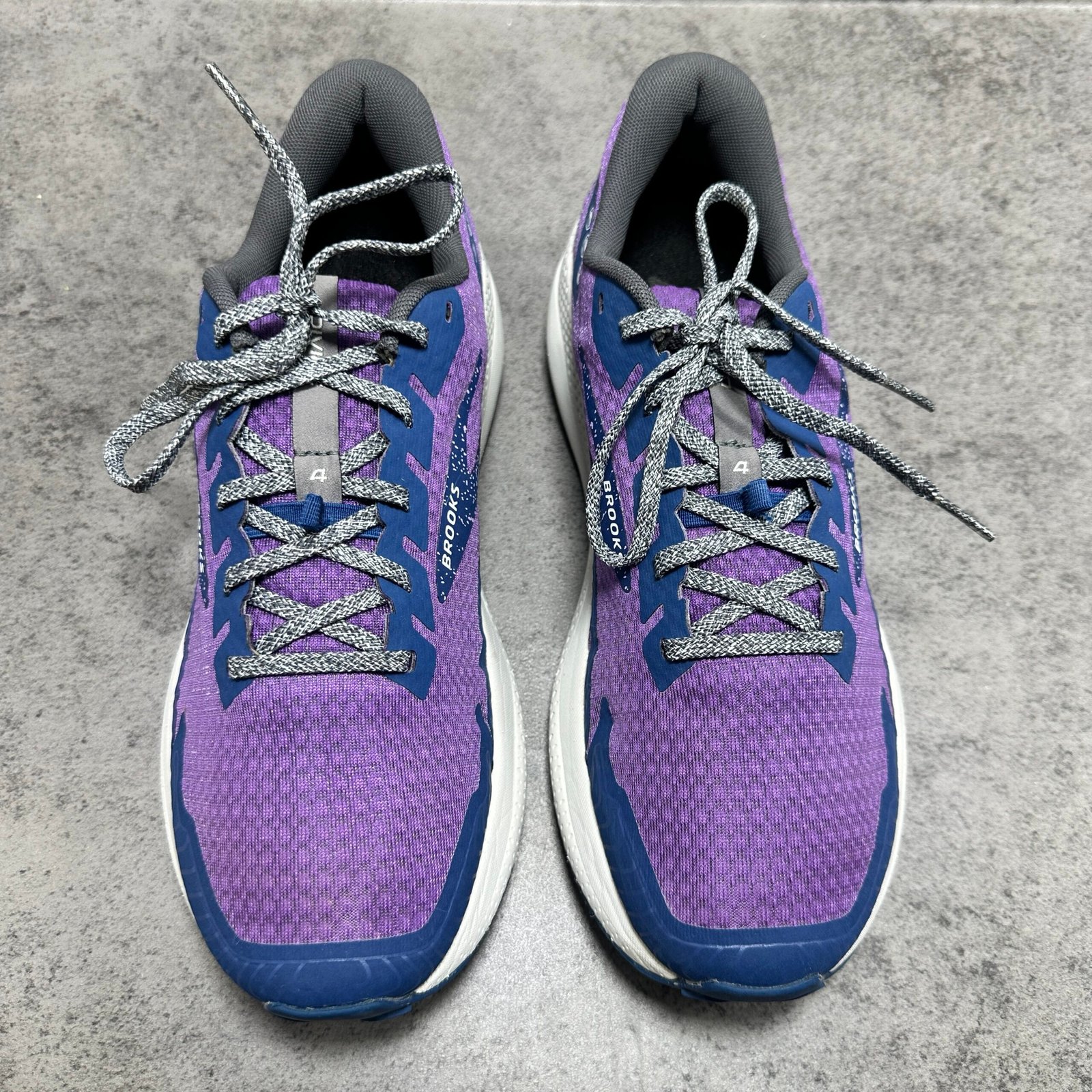 004-Brooks: imagen 4