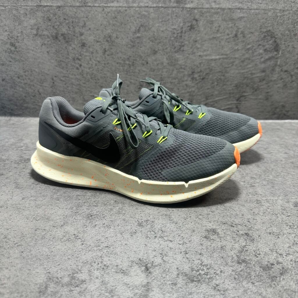 011-Nike