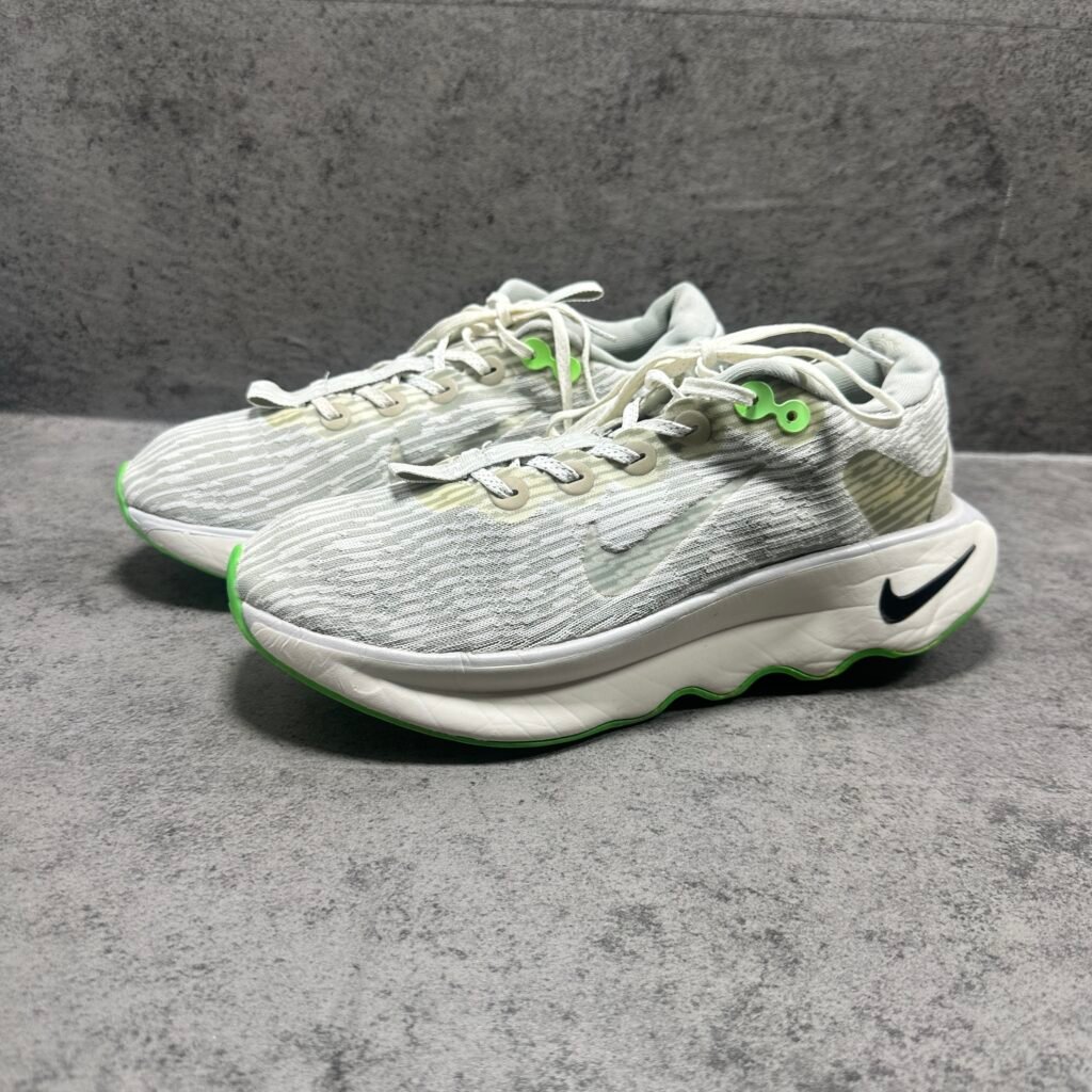 016-Nike