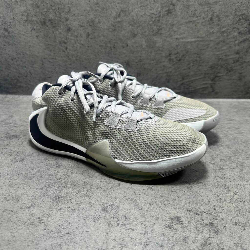 023-Nike