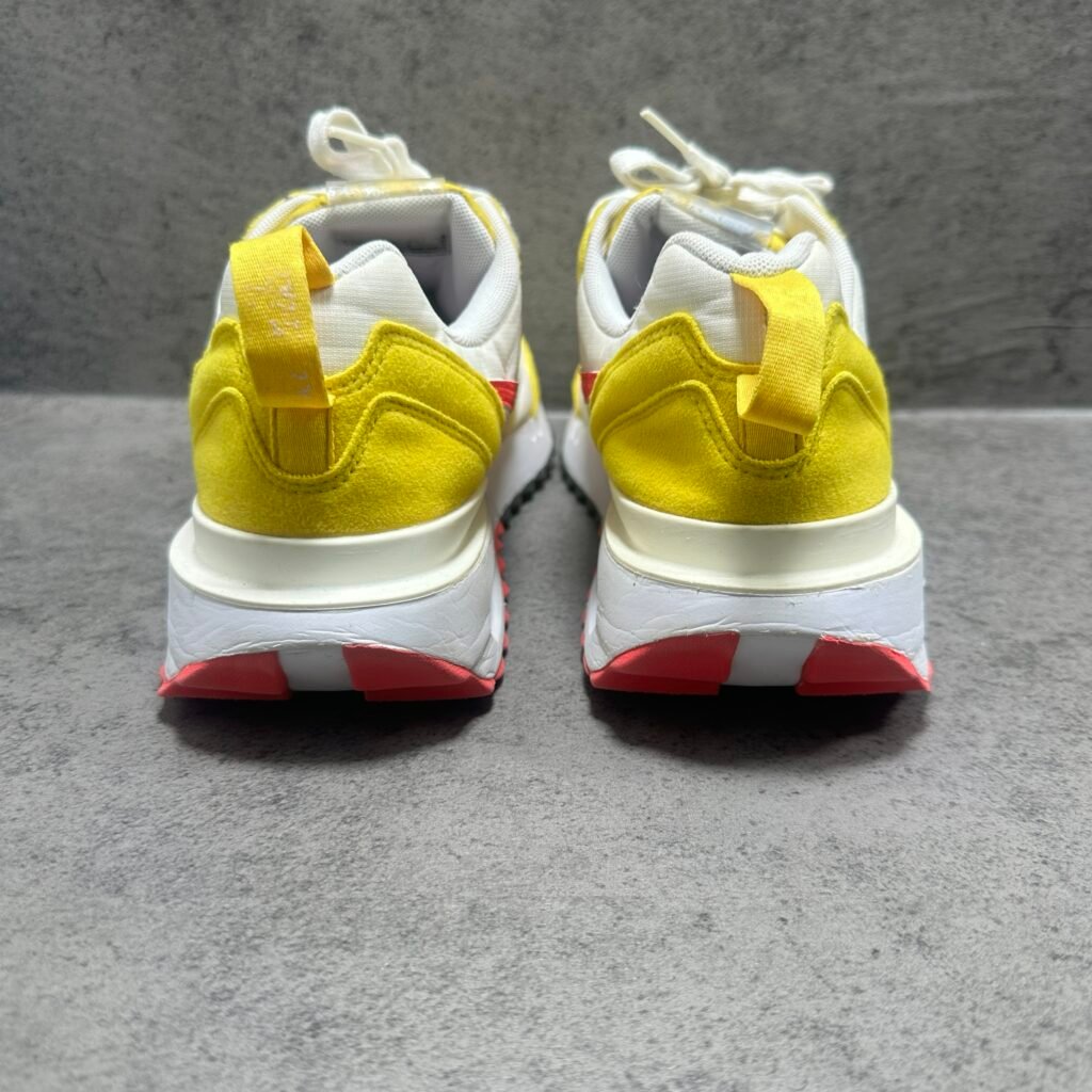 025-Nike