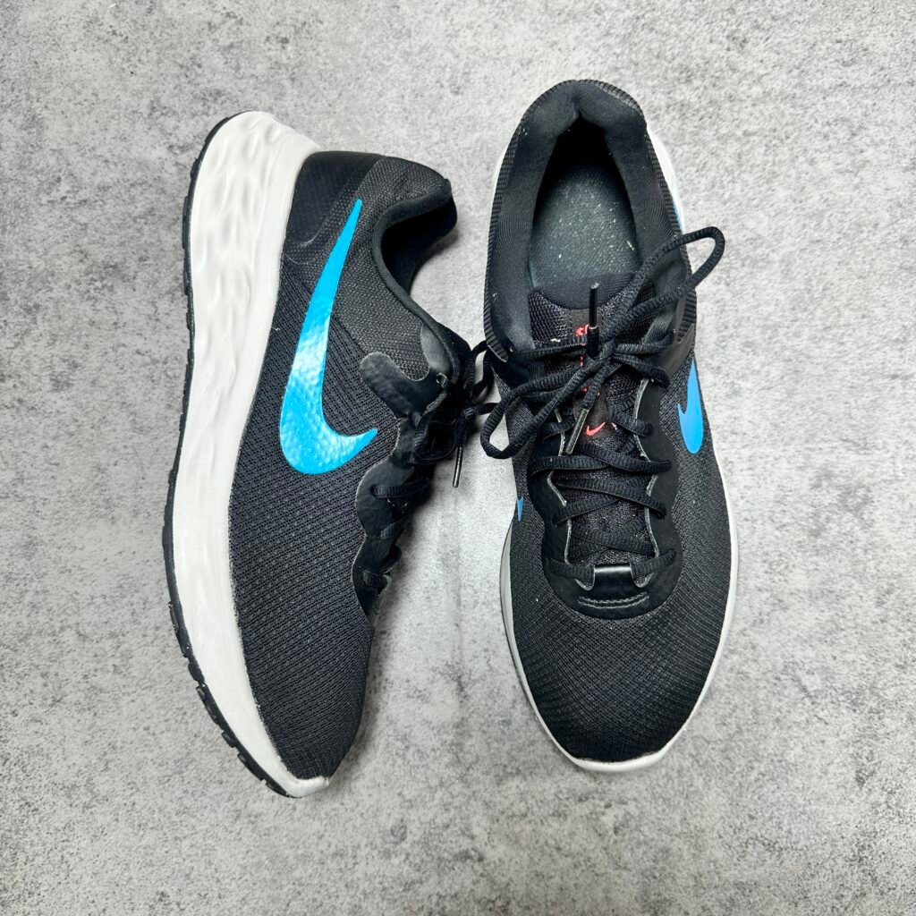 032-Nike