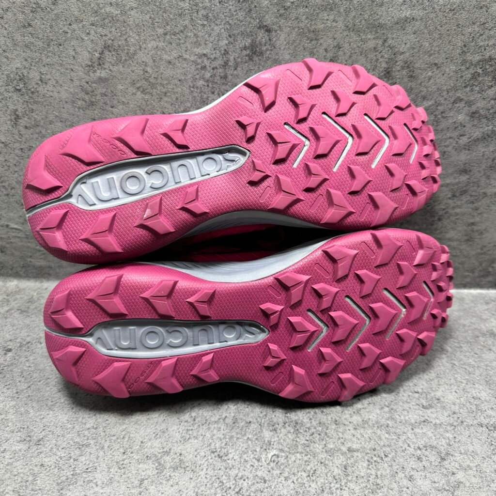 035-Saucony