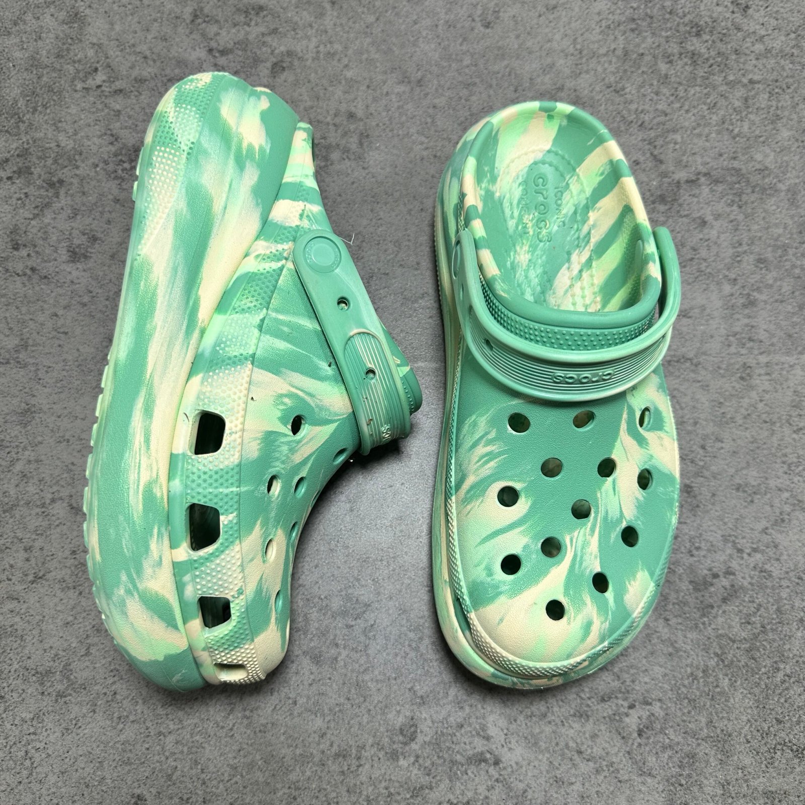 041-Crocs: imagen 3