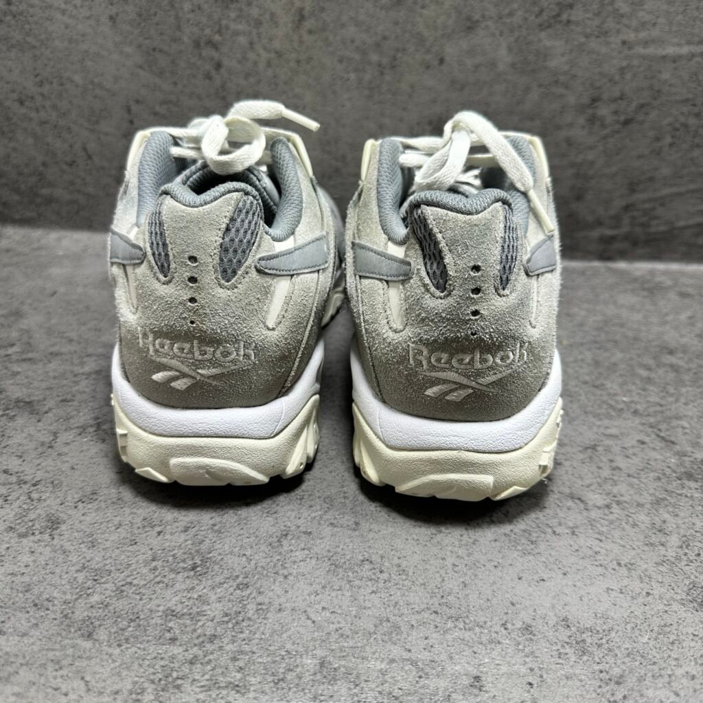 048-Reebok