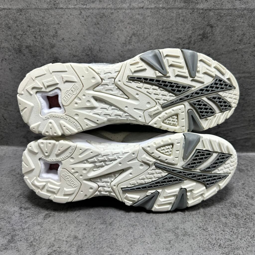 048-Reebok