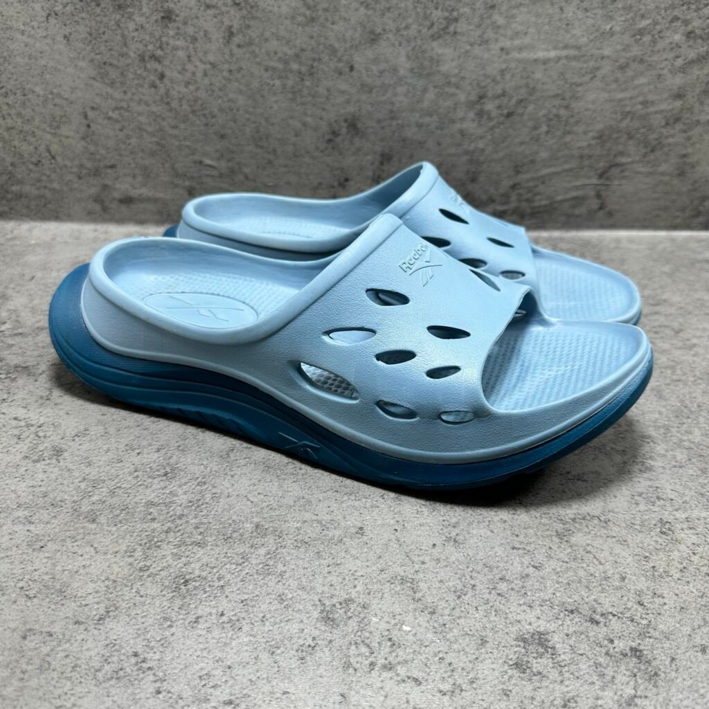 049-Reebok