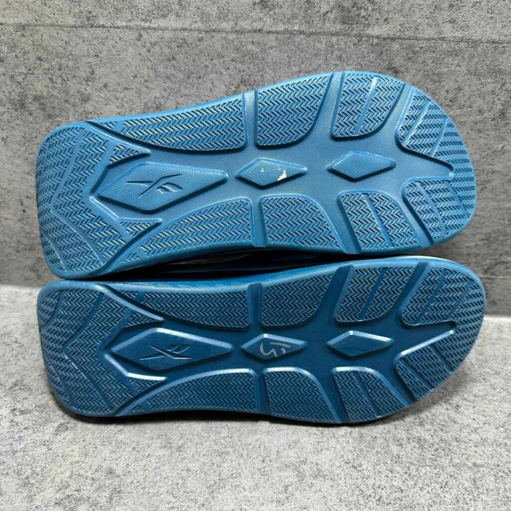 049-Reebok