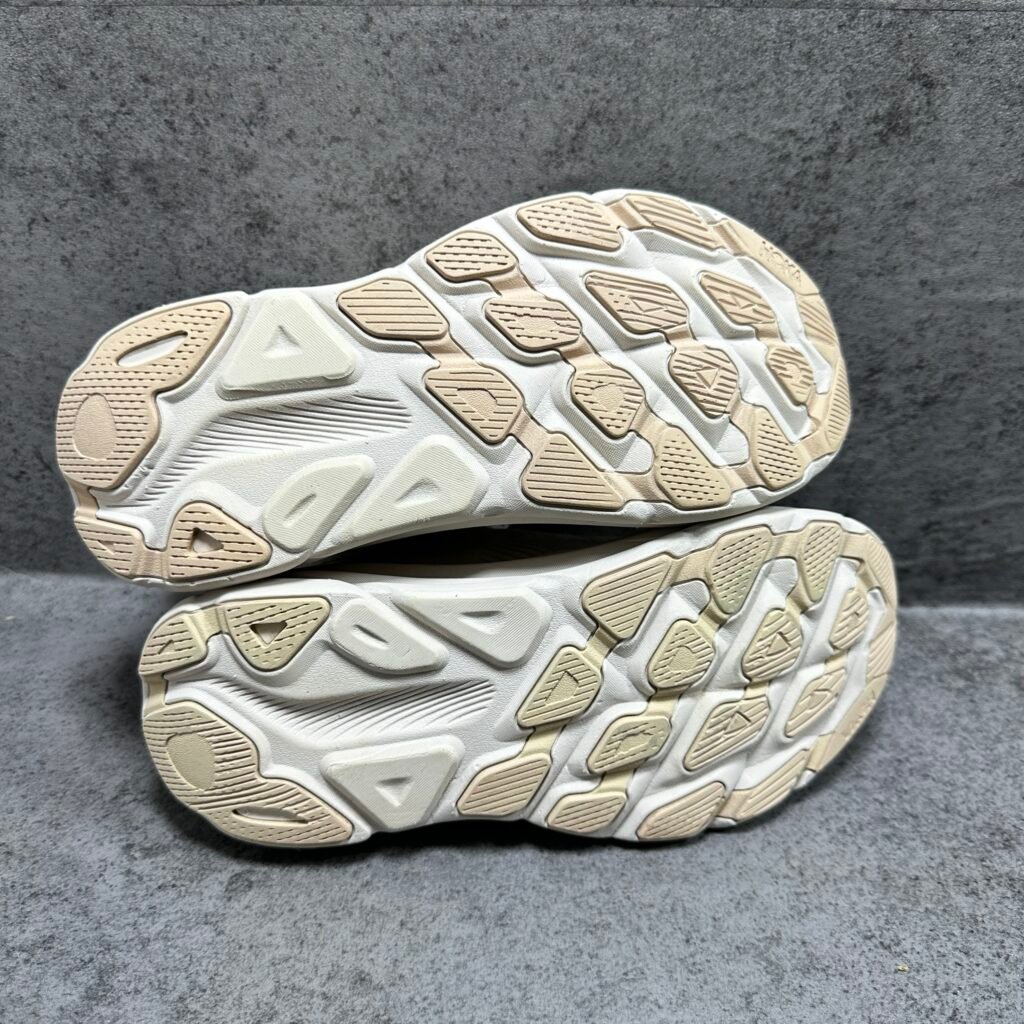 050-Hoka