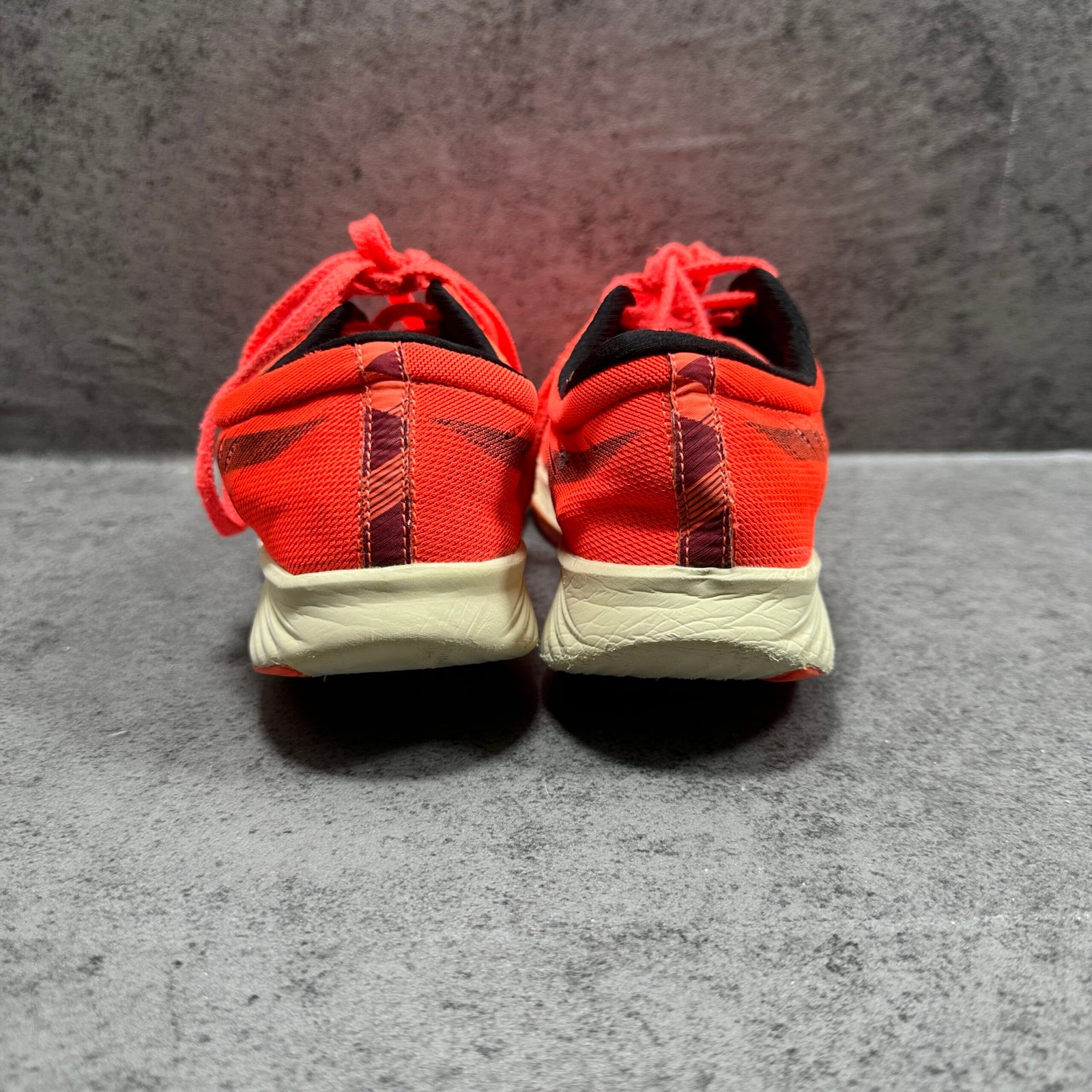 052-Asics: imagen 5
